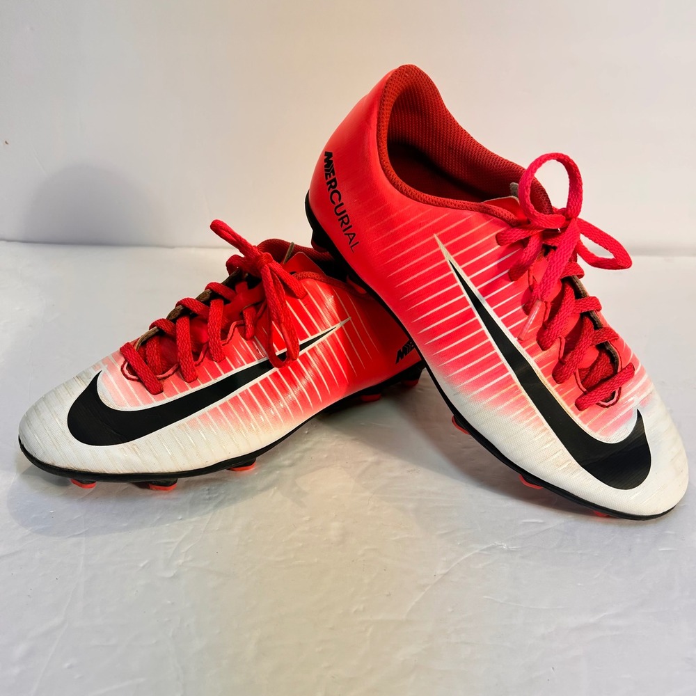 Nike Kids Mercurial Vortex III Soccer Cleats 831952-601 Pink/White Size 6 Youth